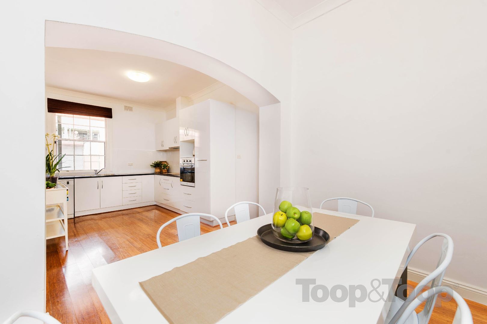 13 Hamilton Place, Adelaide SA 5000, Adelaide - Thumbnail 6