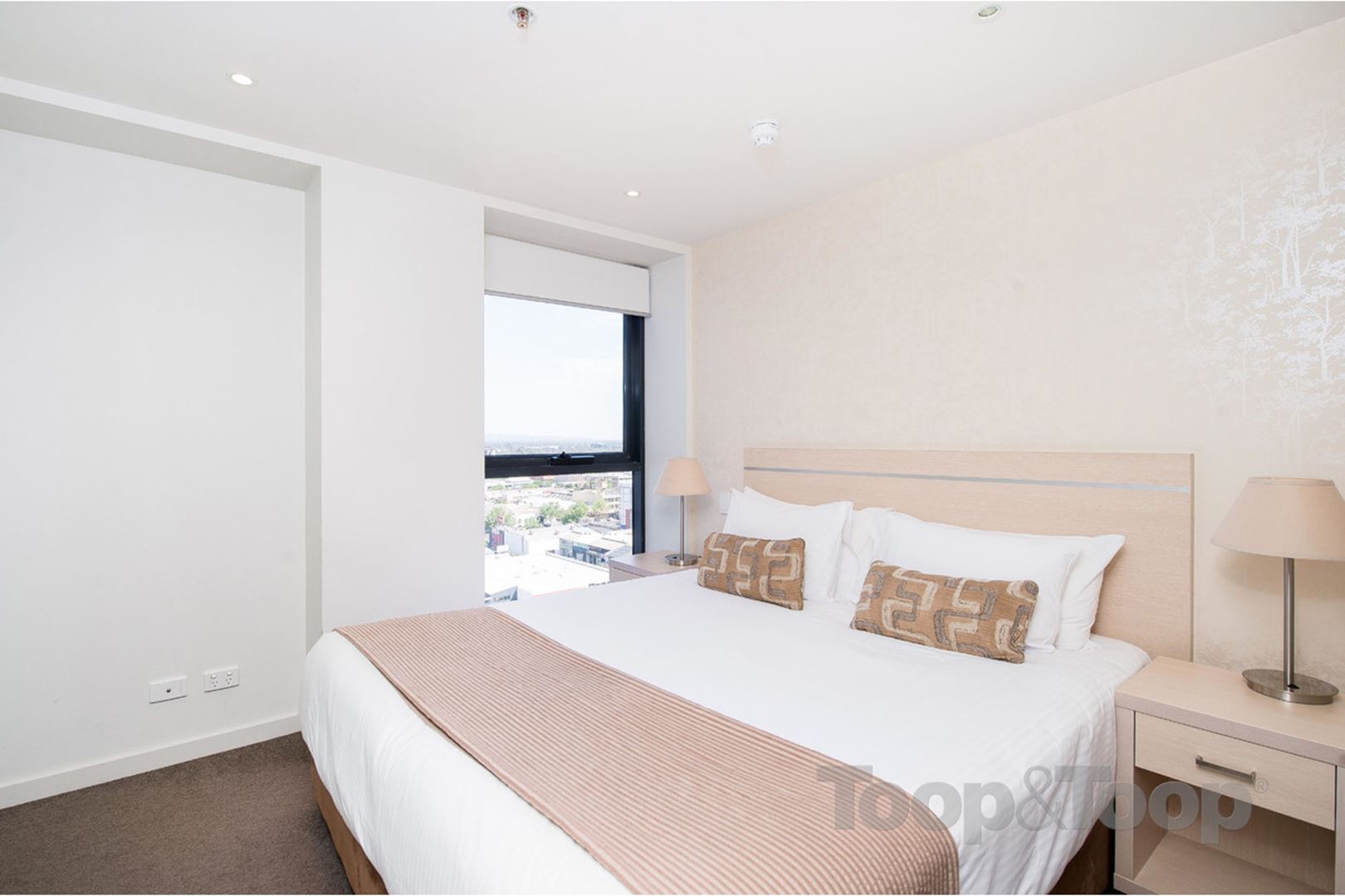 1306 / 10 Balfours Way, Adelaide SA 5000, Adelaide - Thumbnail 4