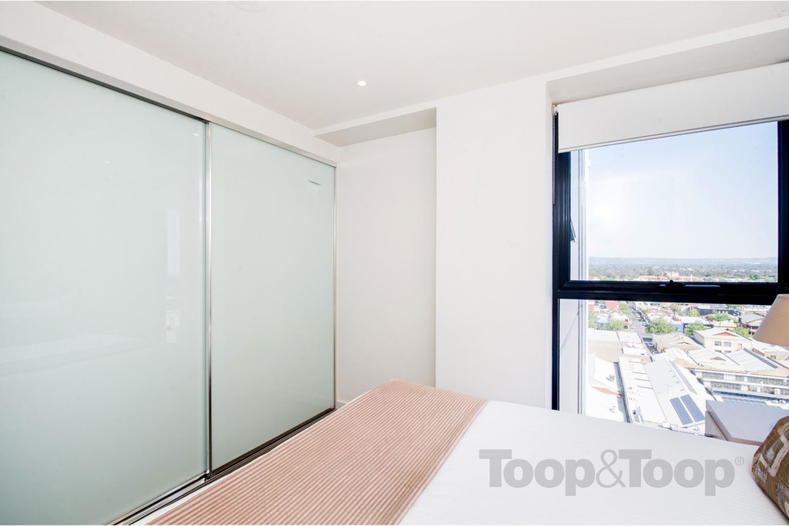 1306 / 10 Balfours Way, Adelaide SA 5000, Adelaide - Thumbnail 5