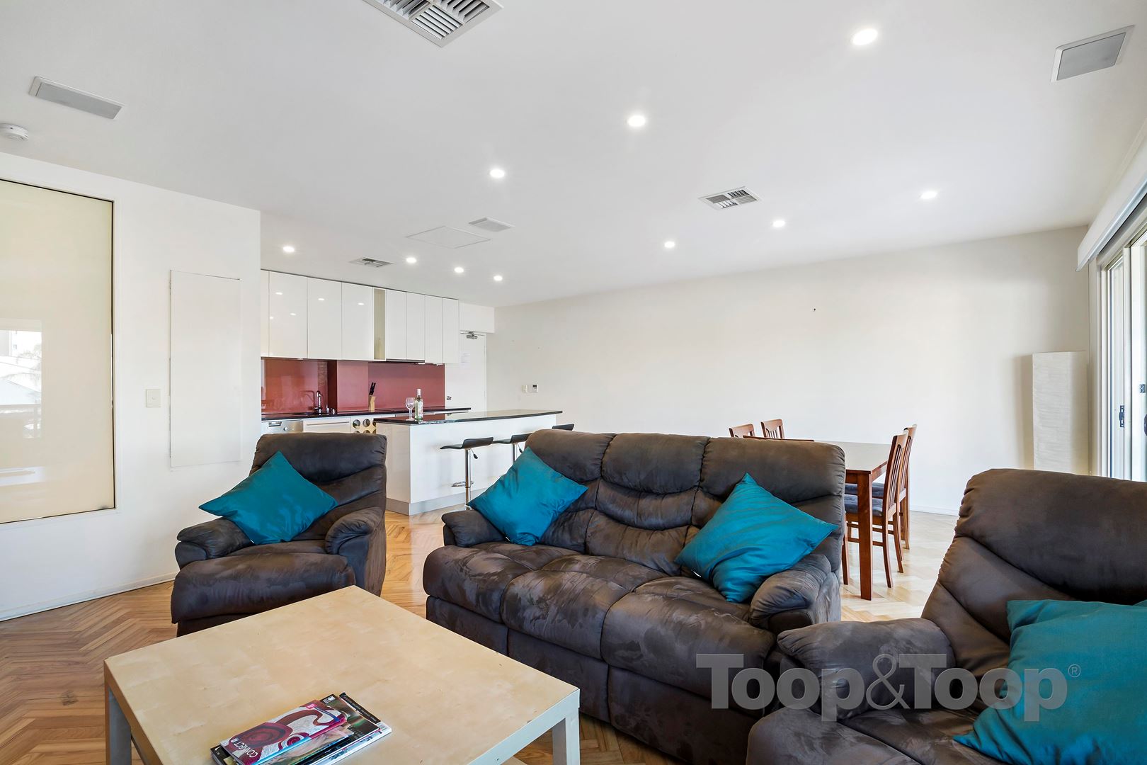 26 / 422-440 Pulteney Street, Adelaide SA 5000, Adelaide - Thumbnail 2