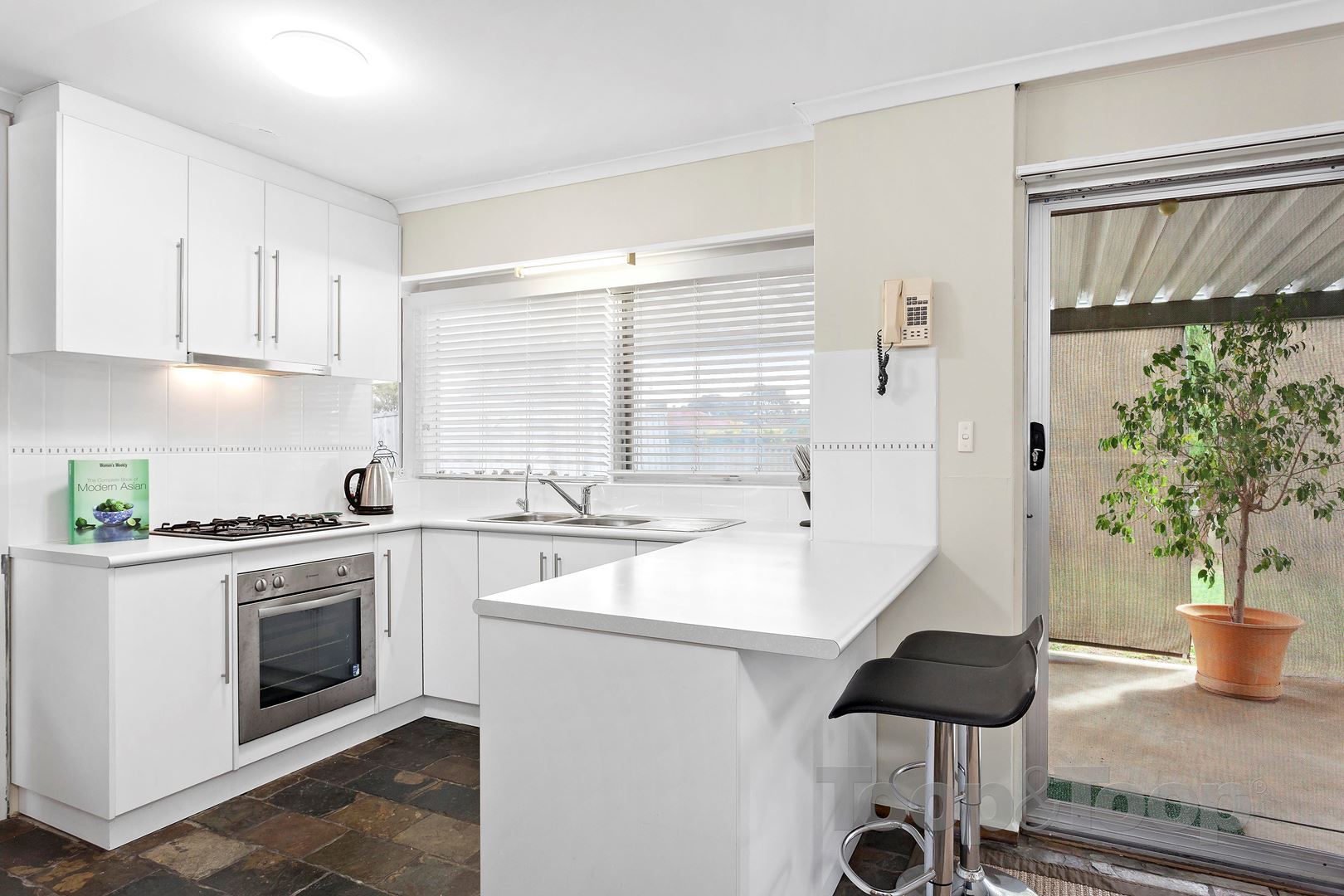 6 Palomino Parade, Wynn Vale SA 5127, Wynn Vale - Thumbnail 3