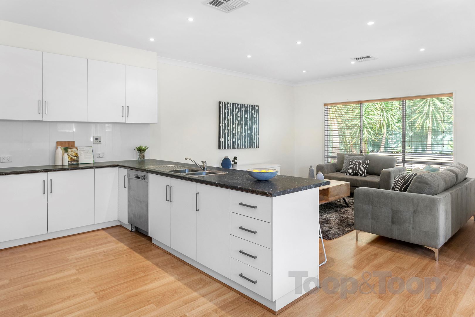 45 Collins Street, Enfield SA 5085, Enfield - Thumbnail 3