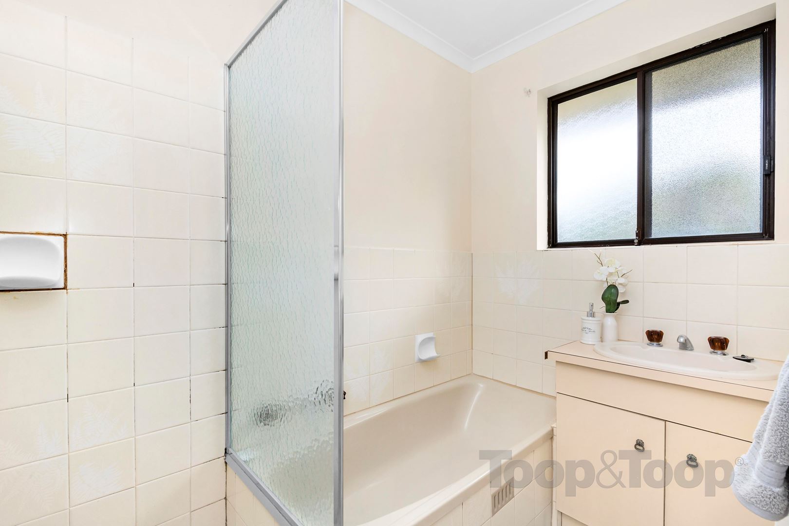1 / 7 Easton Road, Morphett Vale SA 5162, Morphett Vale - Thumbnail 8