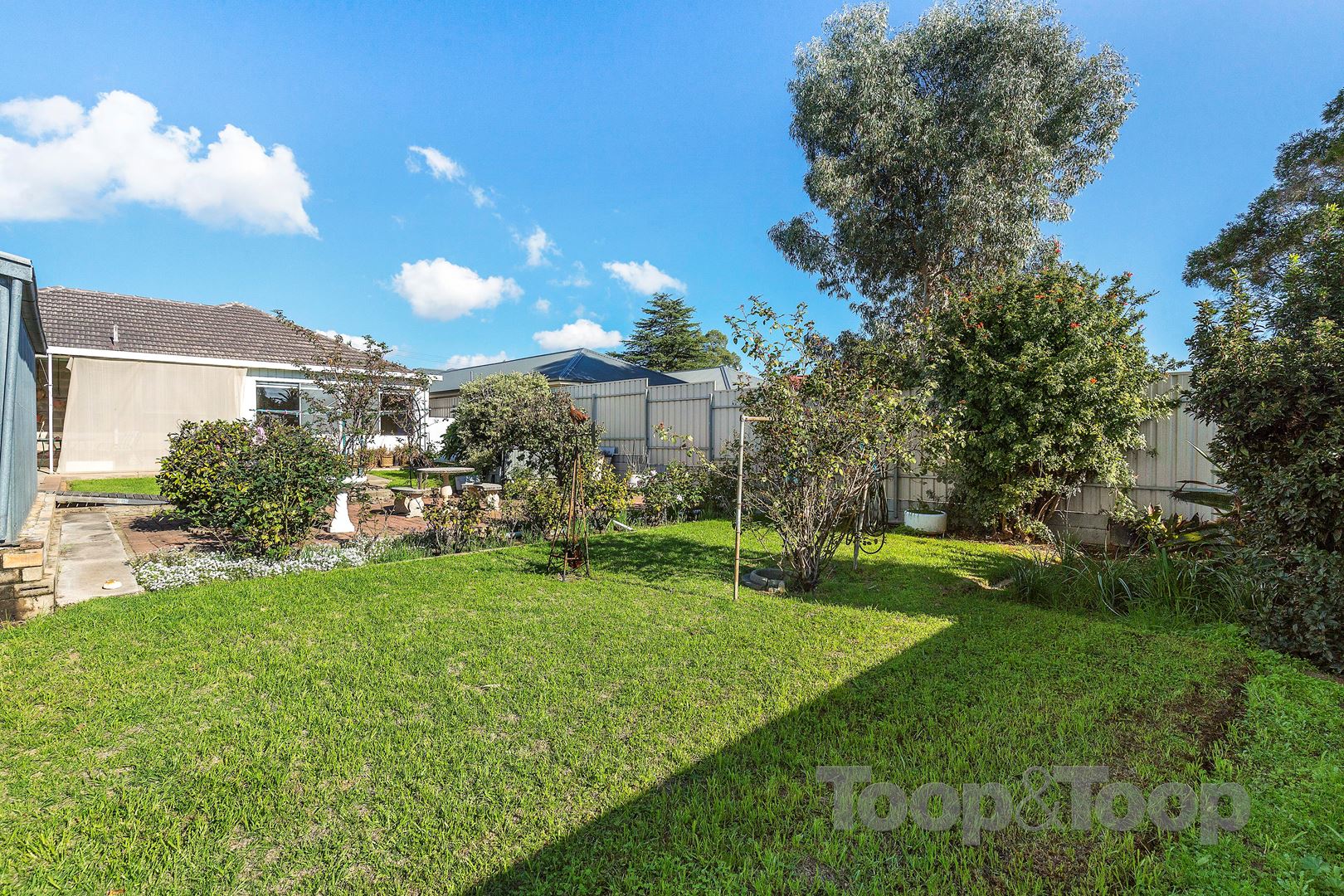 11 Tudor Avenue, Clovelly Park SA 5042, Clovelly Park - Thumbnail 2