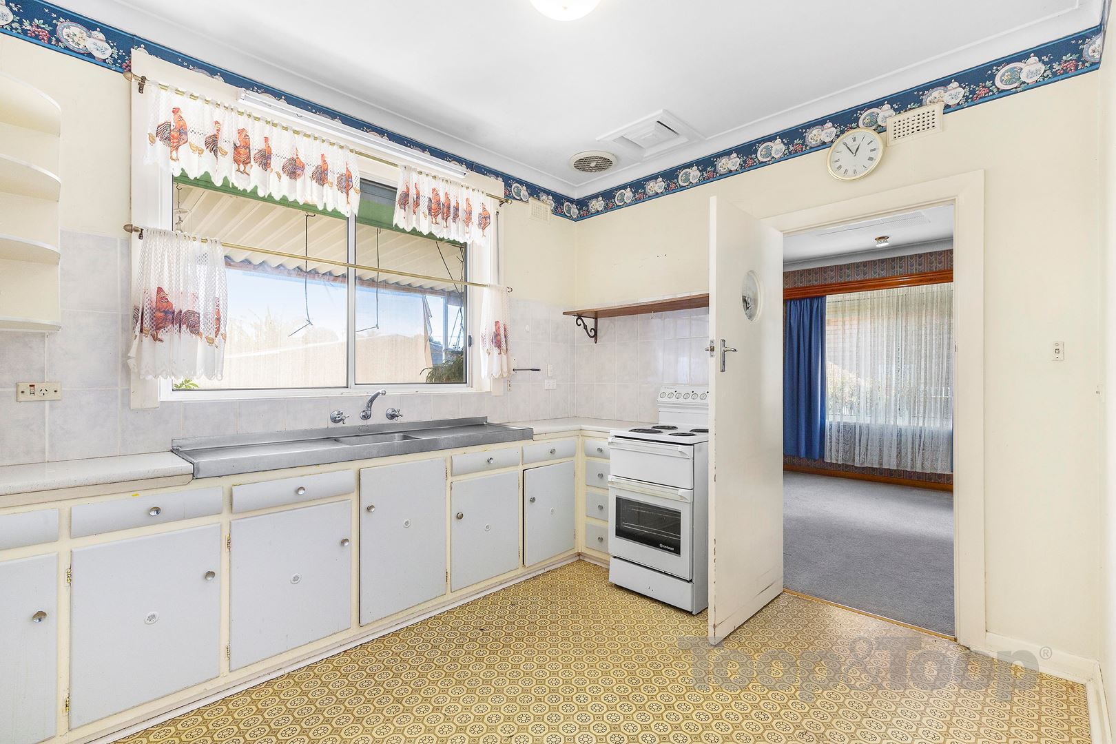 11 Tudor Avenue, Clovelly Park SA 5042, Clovelly Park - Thumbnail 7