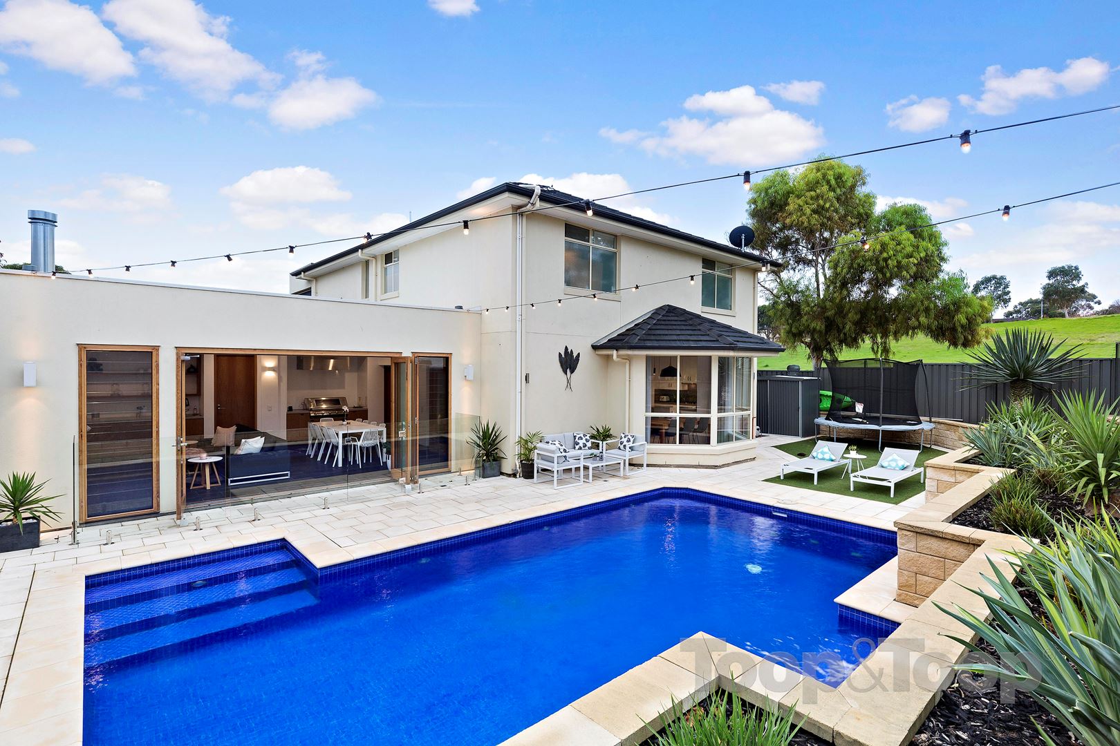 11 Torrey Road, Flagstaff Hill SA 5159, Flagstaff Hill - Thumbnail 2