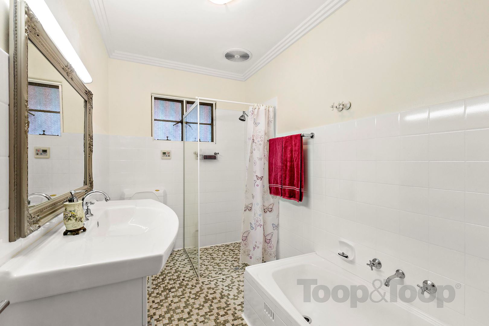 2 Russell Avenue, Hazelwood Park SA 5066, Hazelwood Park - Thumbnail 7
