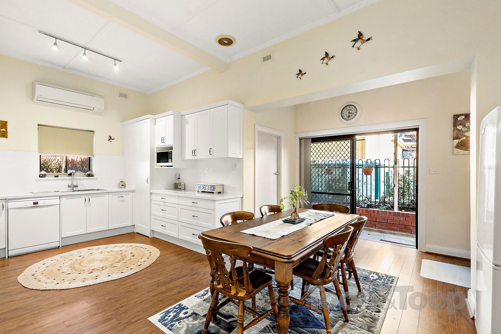 2 Russell Avenue, Hazelwood Park SA 5066, Hazelwood Park - Thumbnail 5