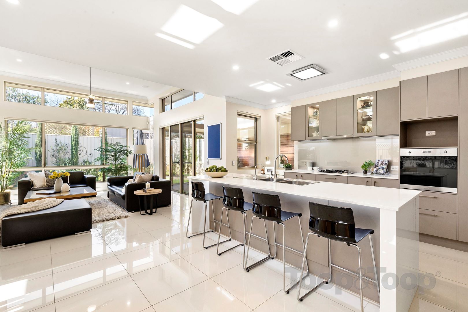 2A Alpha Street, Kensington Park SA 5068, Kensington Park - Thumbnail 4