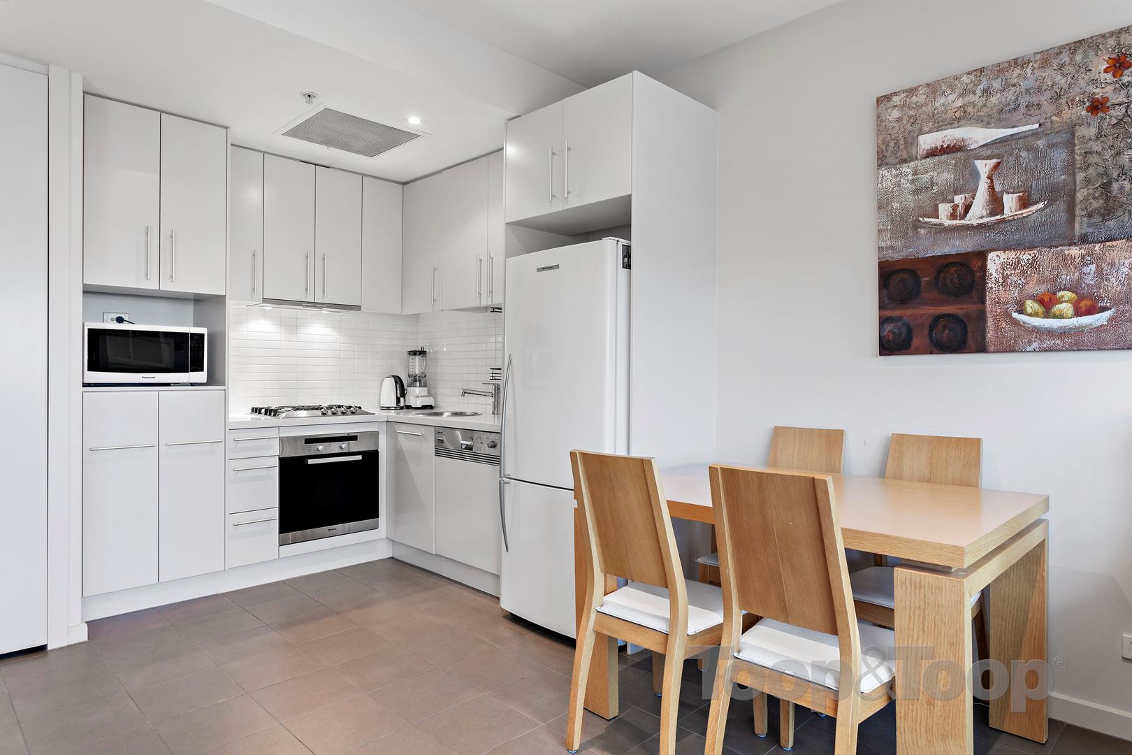 202 / 61-69 Brougham Place, North Adelaide SA 5006, North Adelaide - Thumbnail 5