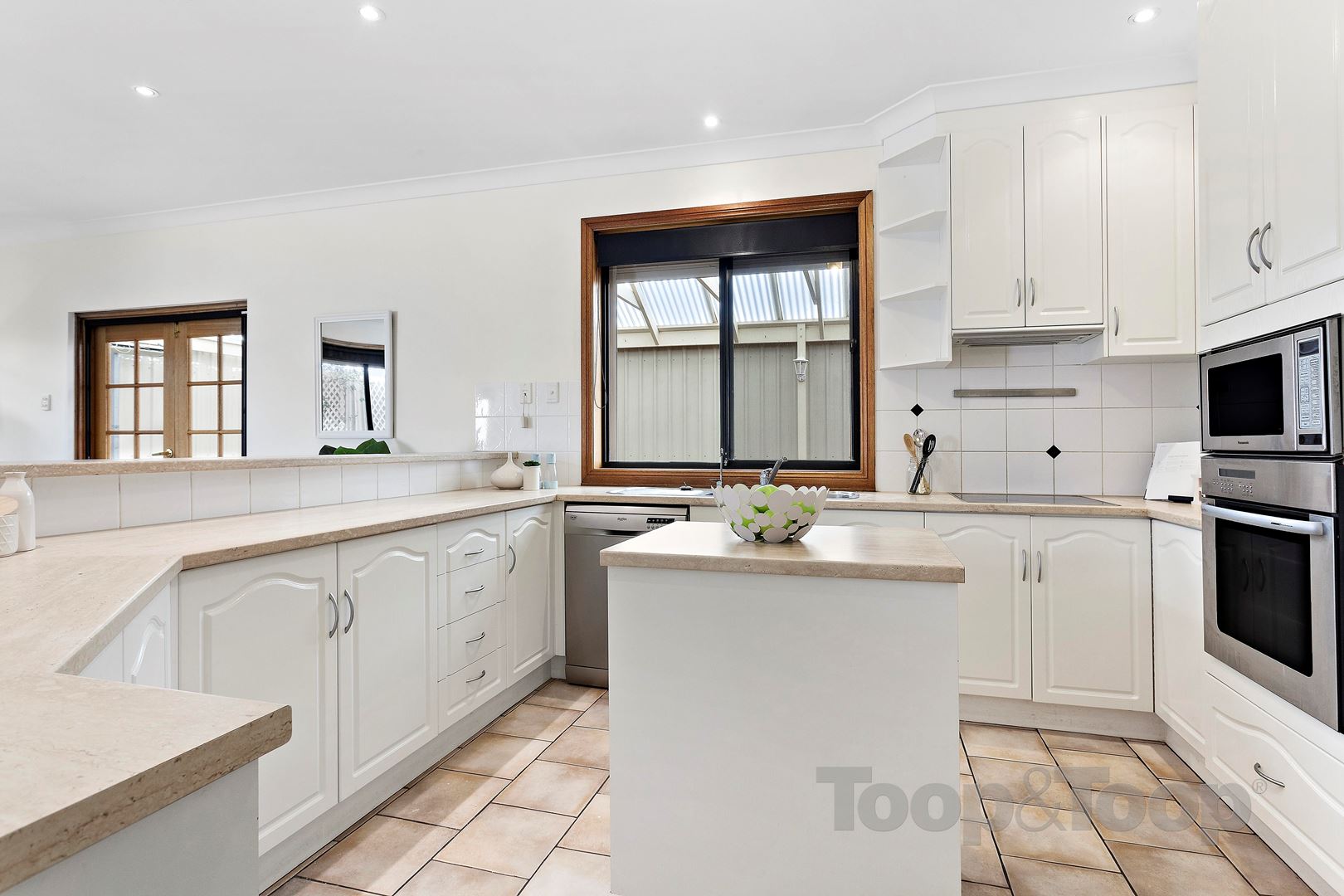 1 Cydonia Court, Golden Grove SA 5125, Golden Grove - Thumbnail 2