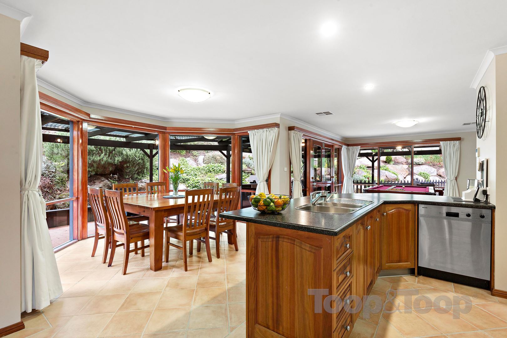 28 Duncan Crescent, Mount Barker SA 5251, Mount Barker - Thumbnail 4