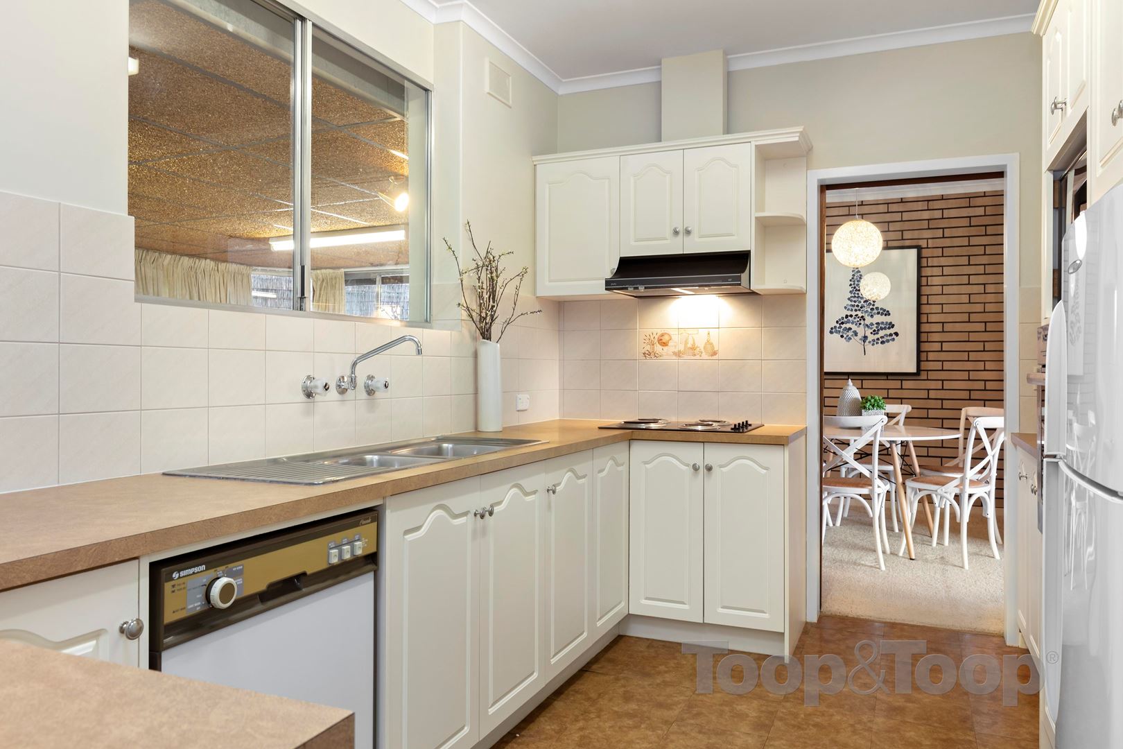 22 Scenic Drive, Windsor Gardens SA 5087, Windsor Gardens - Thumbnail 5