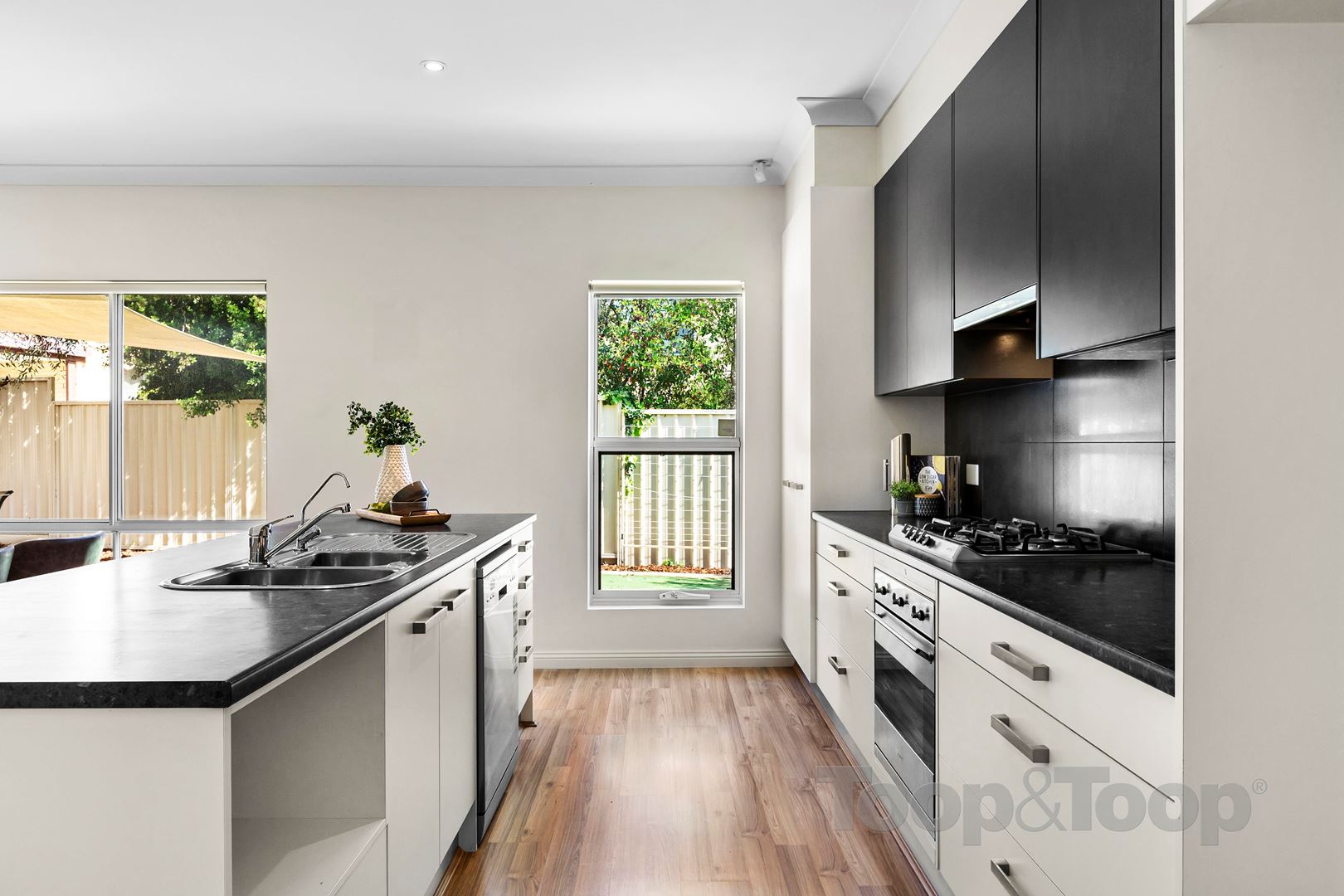 5 Singleton Road, Kingston Park SA 5049, Kingston Park - Thumbnail 3