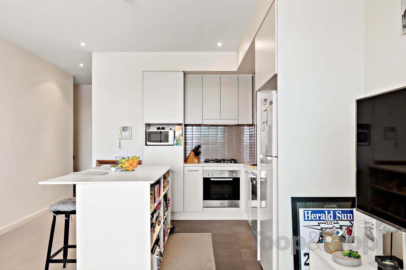 307 / 1-2 Tarni Court, New Port SA 5015, New Port - Thumbnail 6