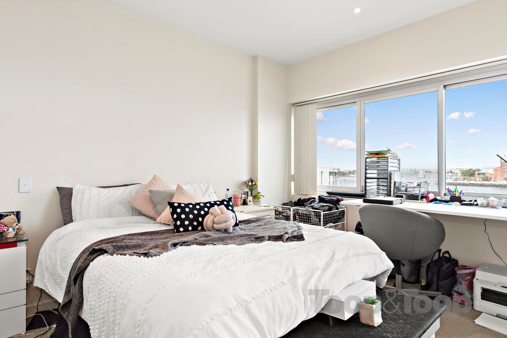 307 / 1-2 Tarni Court, New Port SA 5015, New Port - Thumbnail 3