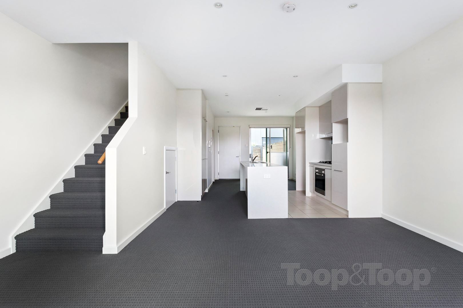 16 Karka Cove, New Port SA 5015, New Port - Thumbnail 2