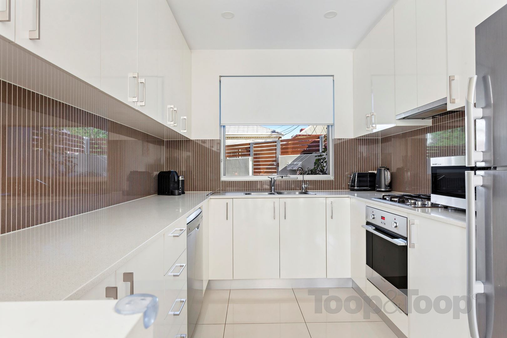 1 / 2 West Street, Hindmarsh SA 5007, Hindmarsh - Thumbnail 2