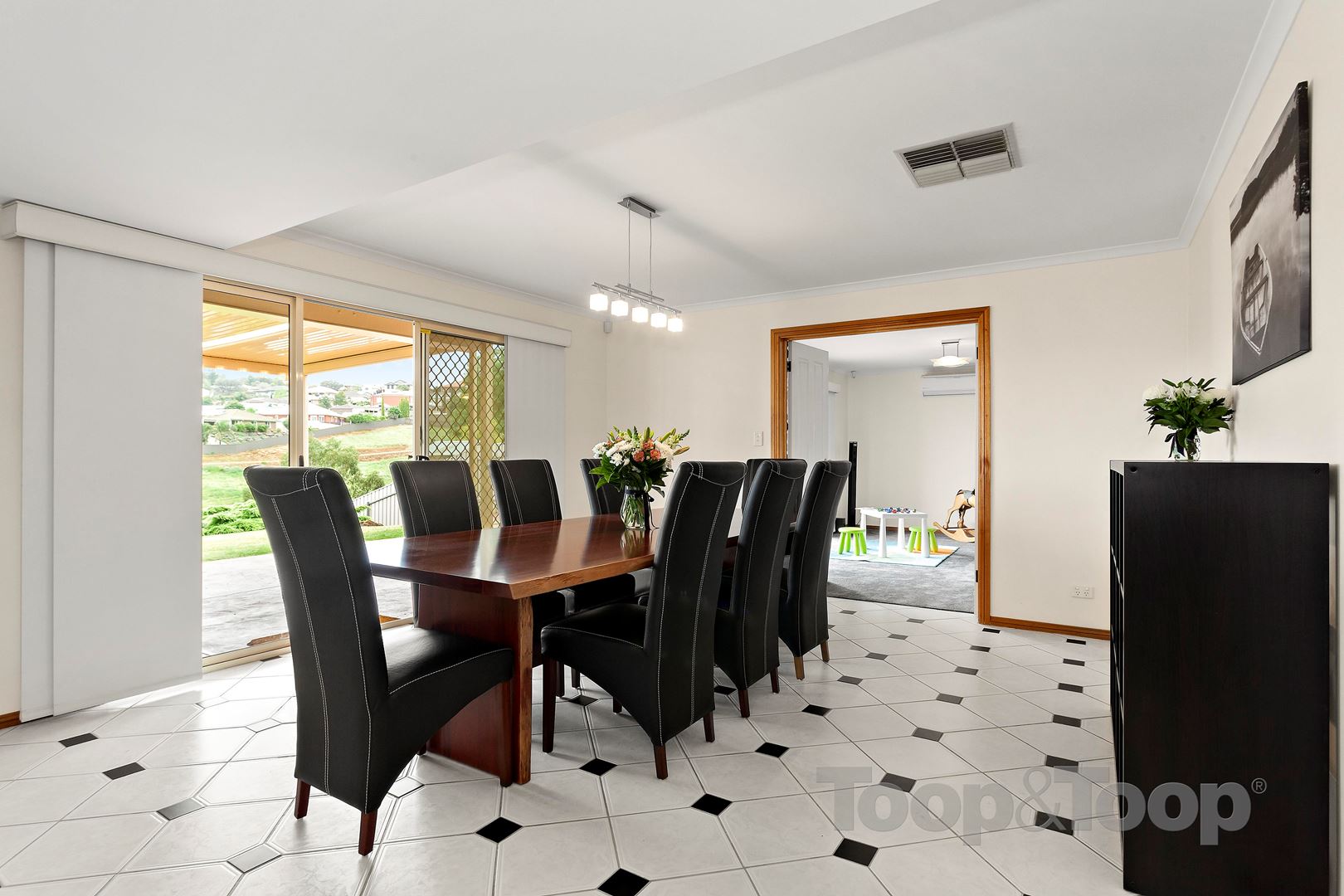 11 Bonaparte Place, Greenwith SA 5125, Greenwith - Thumbnail 2