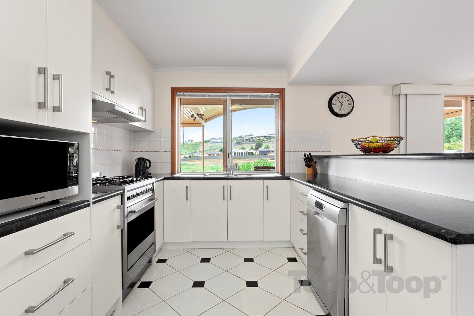 11 Bonaparte Place, Greenwith SA 5125, Greenwith - Thumbnail 5
