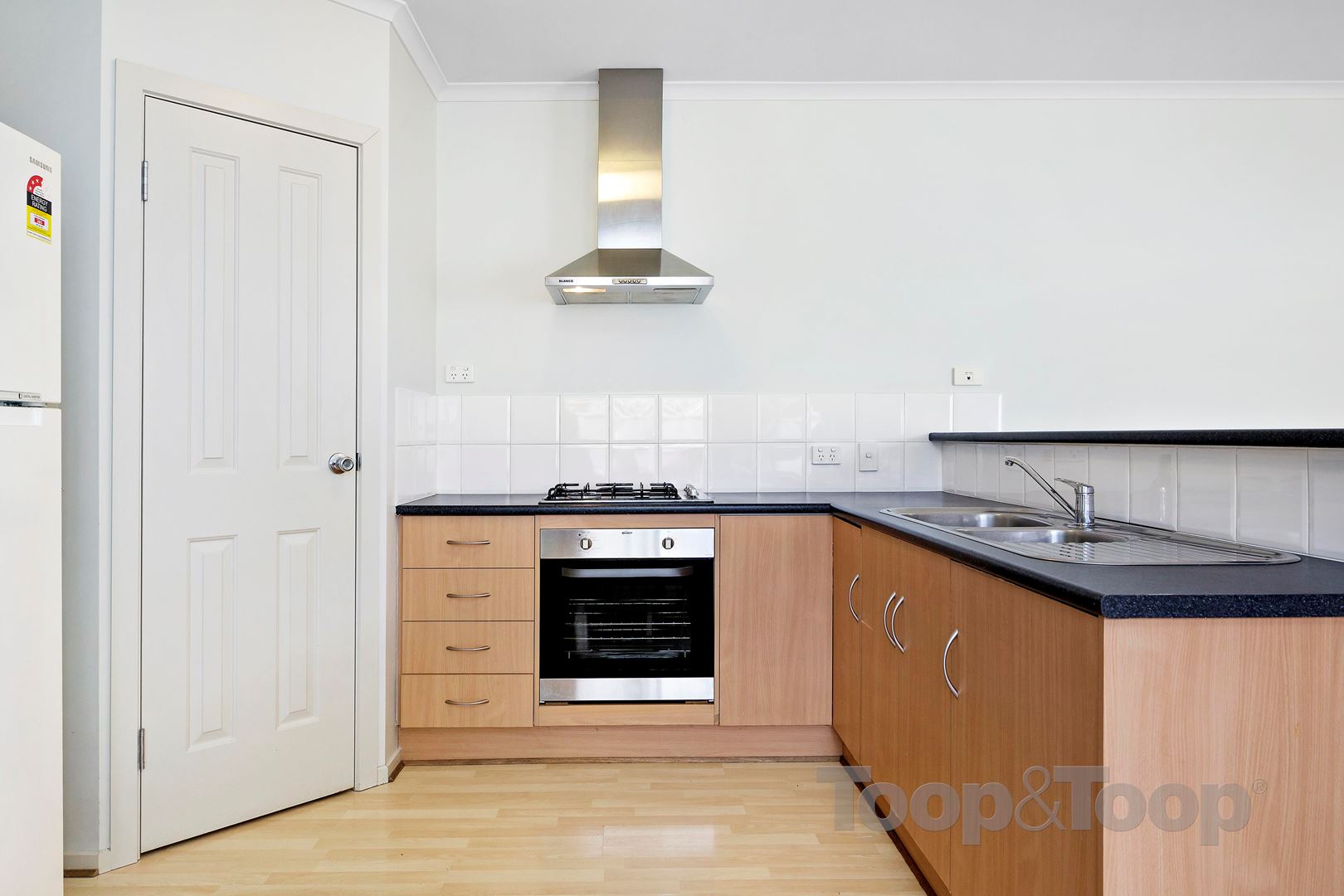 4 Spring Street, Seacombe Gardens SA 5047, Seacombe Gardens - Thumbnail 6