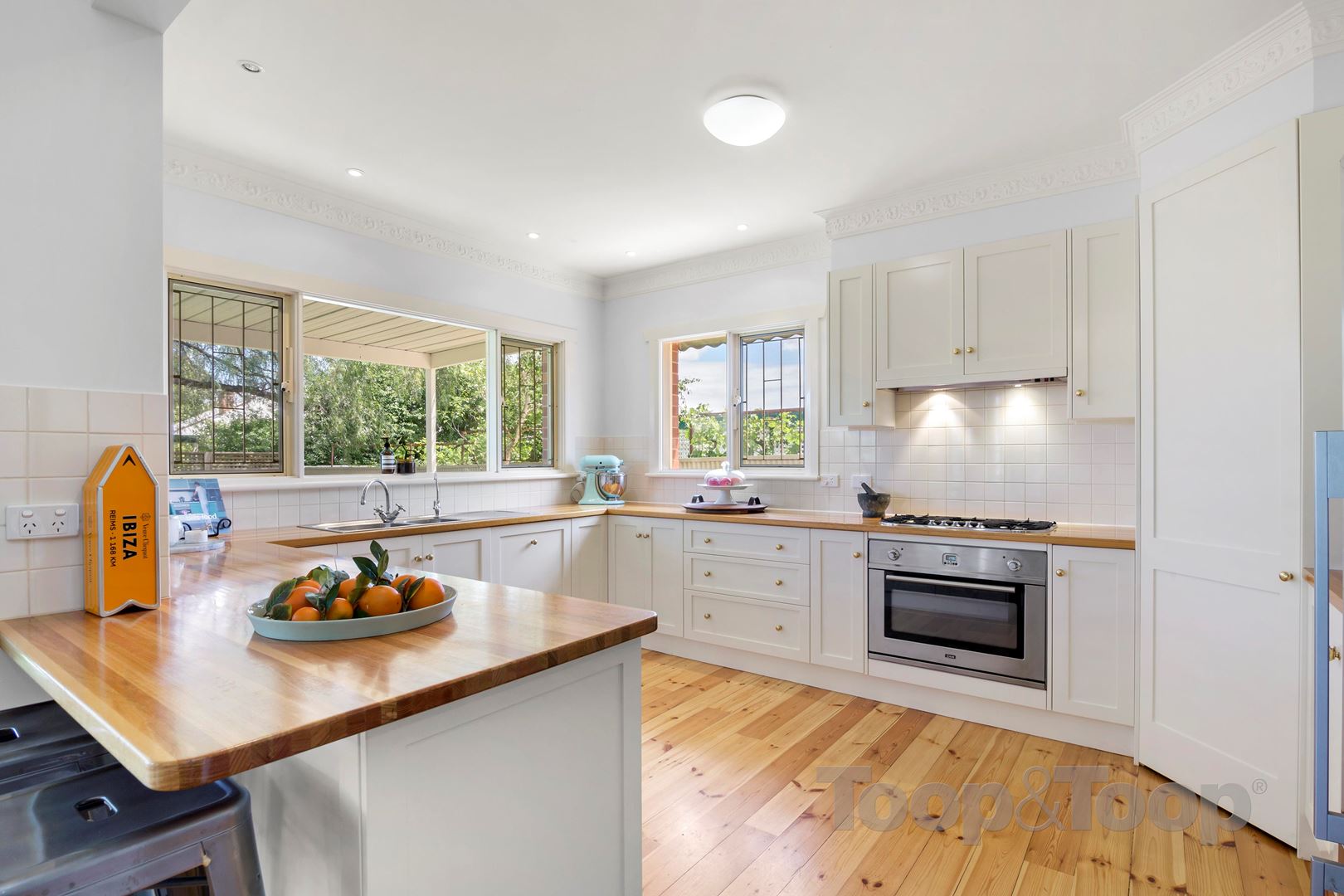 15 Yeronga Avenue, Kensington Park SA 5068, Kensington Park - Thumbnail 4