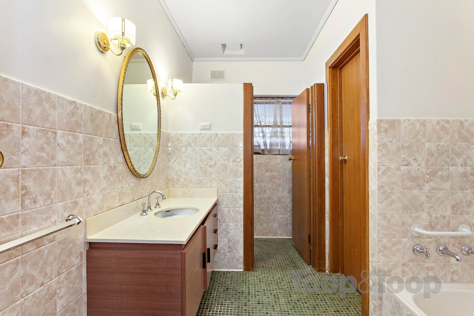 18 Muggs Hill Road, Mitcham SA 5062, Mitcham - Thumbnail 8