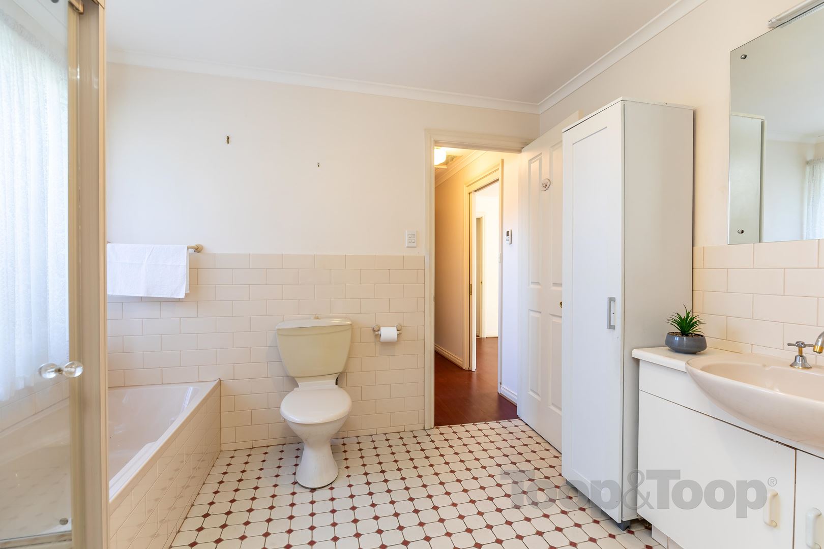18 Christiana Crescent, Wynn Vale SA 5127, Wynn Vale - Thumbnail 8