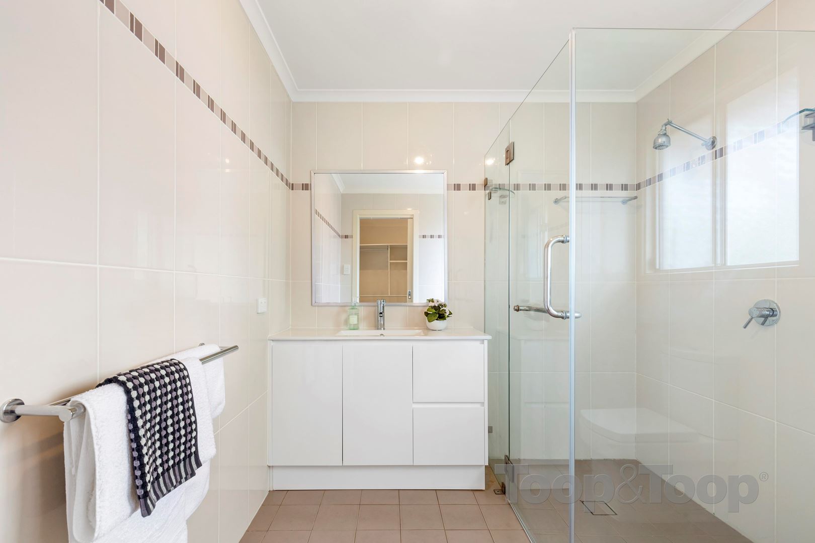 13 Bali Court, West Lakes SA 5021, West Lakes - Thumbnail 8