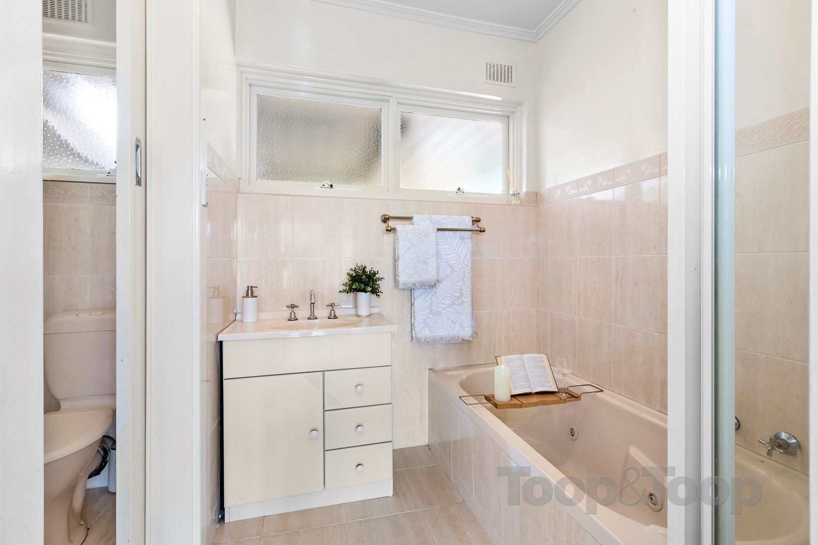 22 Sun Valley Drive, Glenalta SA 5052, Glenalta - Thumbnail 7