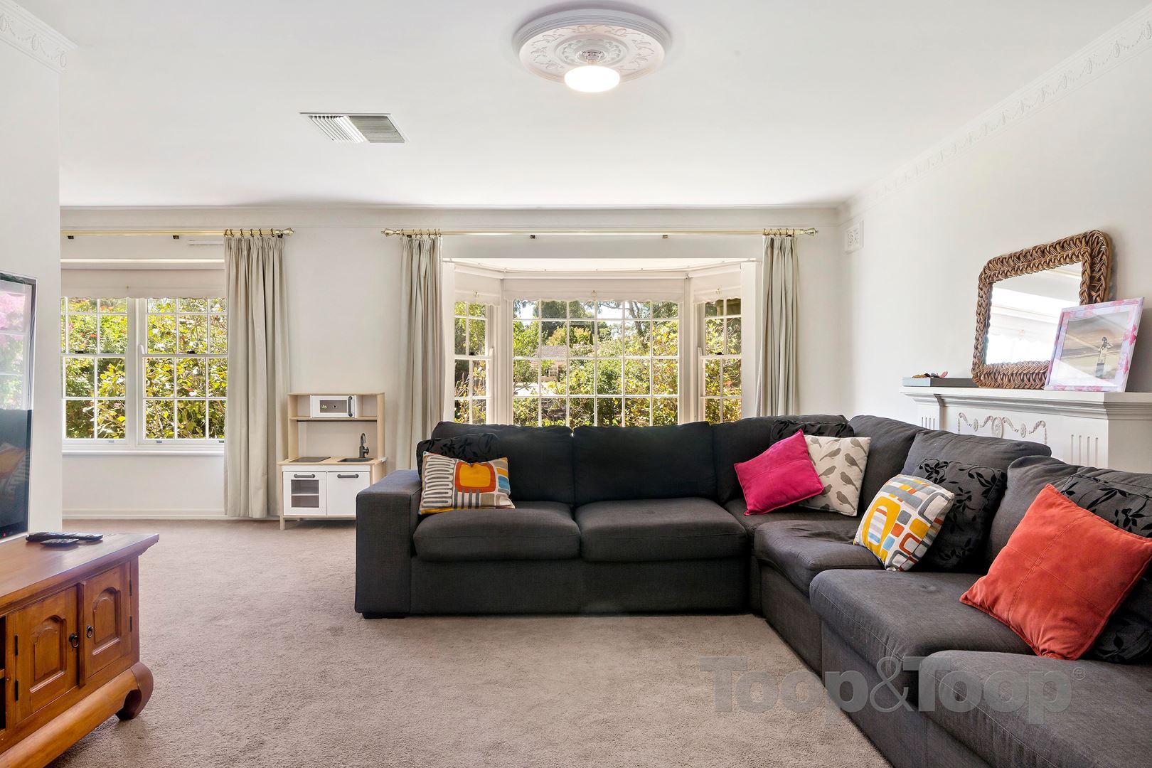 44 Rochester Street, Leabrook SA 5068, Leabrook - Thumbnail 2