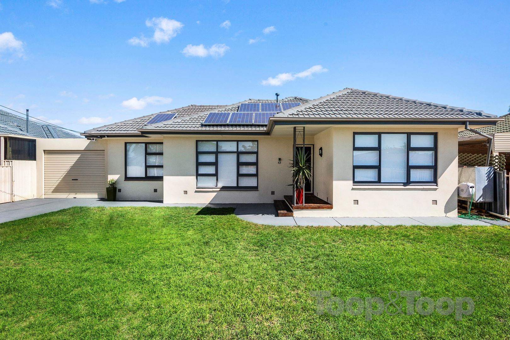 43 Clacton Road, Dover Gardens SA 5048, Dover Gardens - Thumbnail 2
