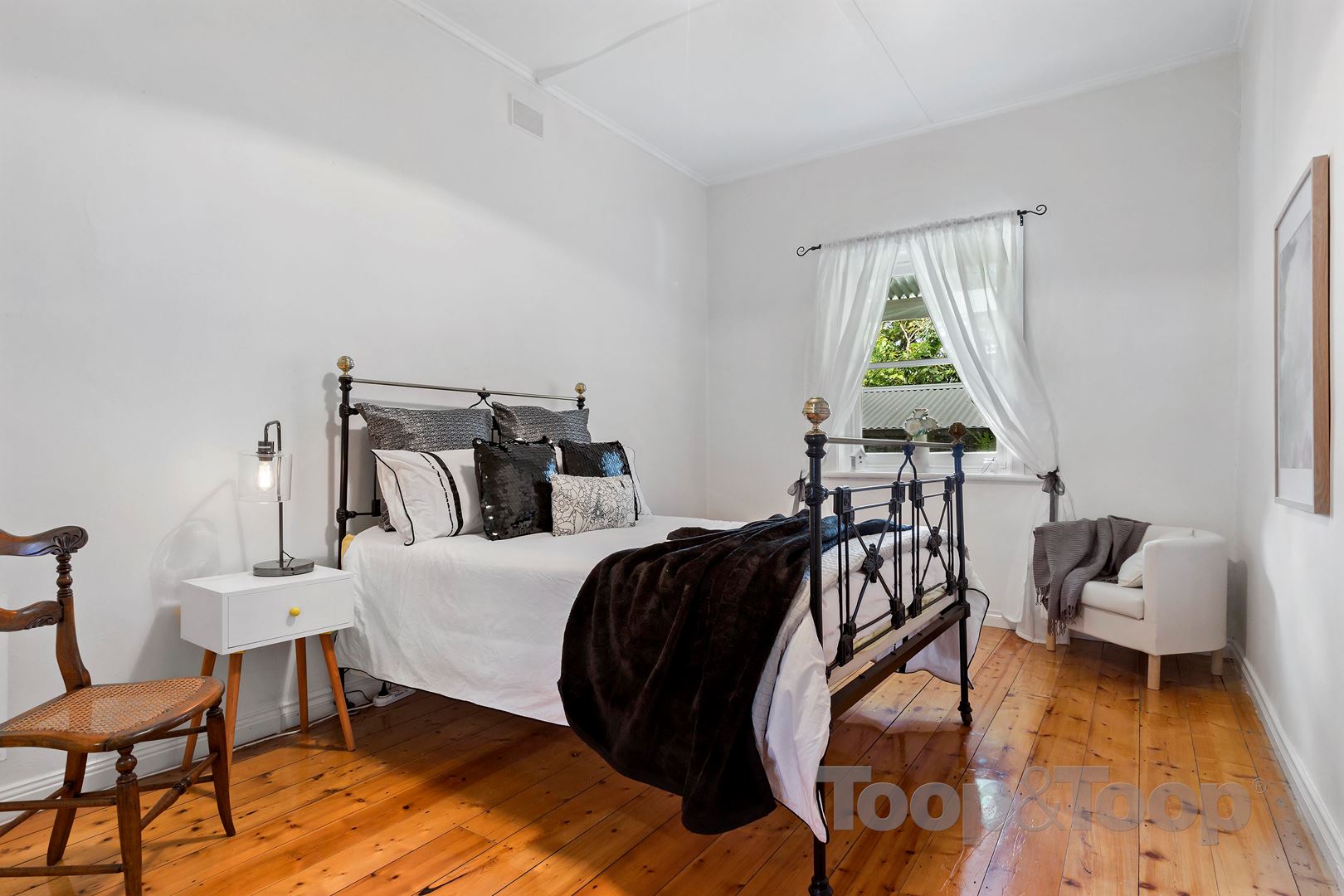 24 Gould Road, Stirling SA 5152, Stirling - Thumbnail 4