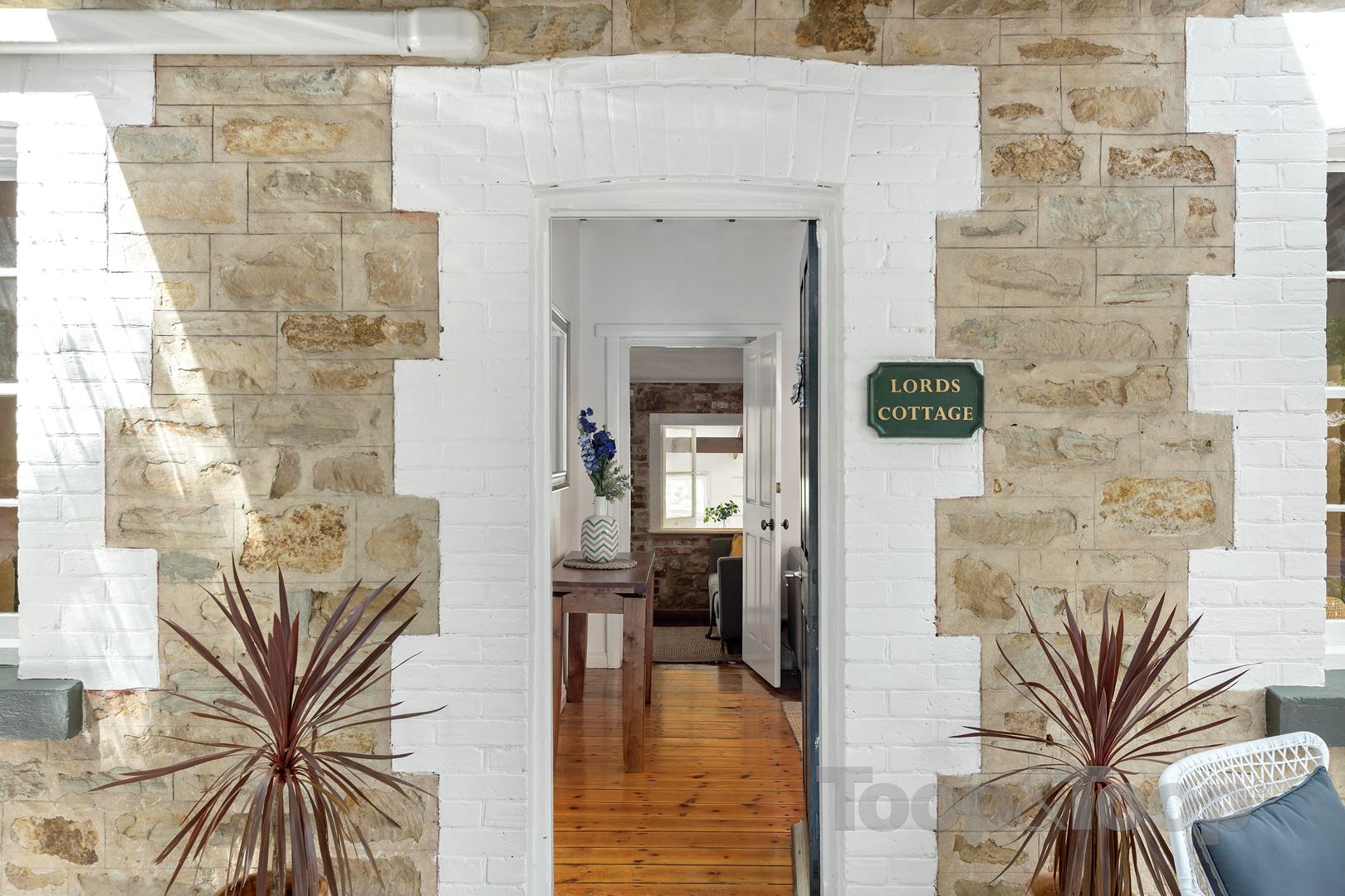 24 Gould Road, Stirling SA 5152, Stirling - Thumbnail 2