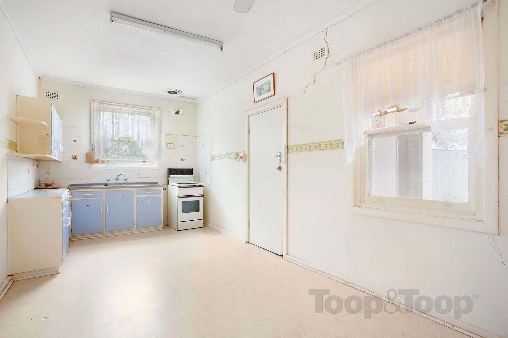 6 Blencowe Street, Elizabeth Grove SA 5112, Elizabeth Grove - Thumbnail 3