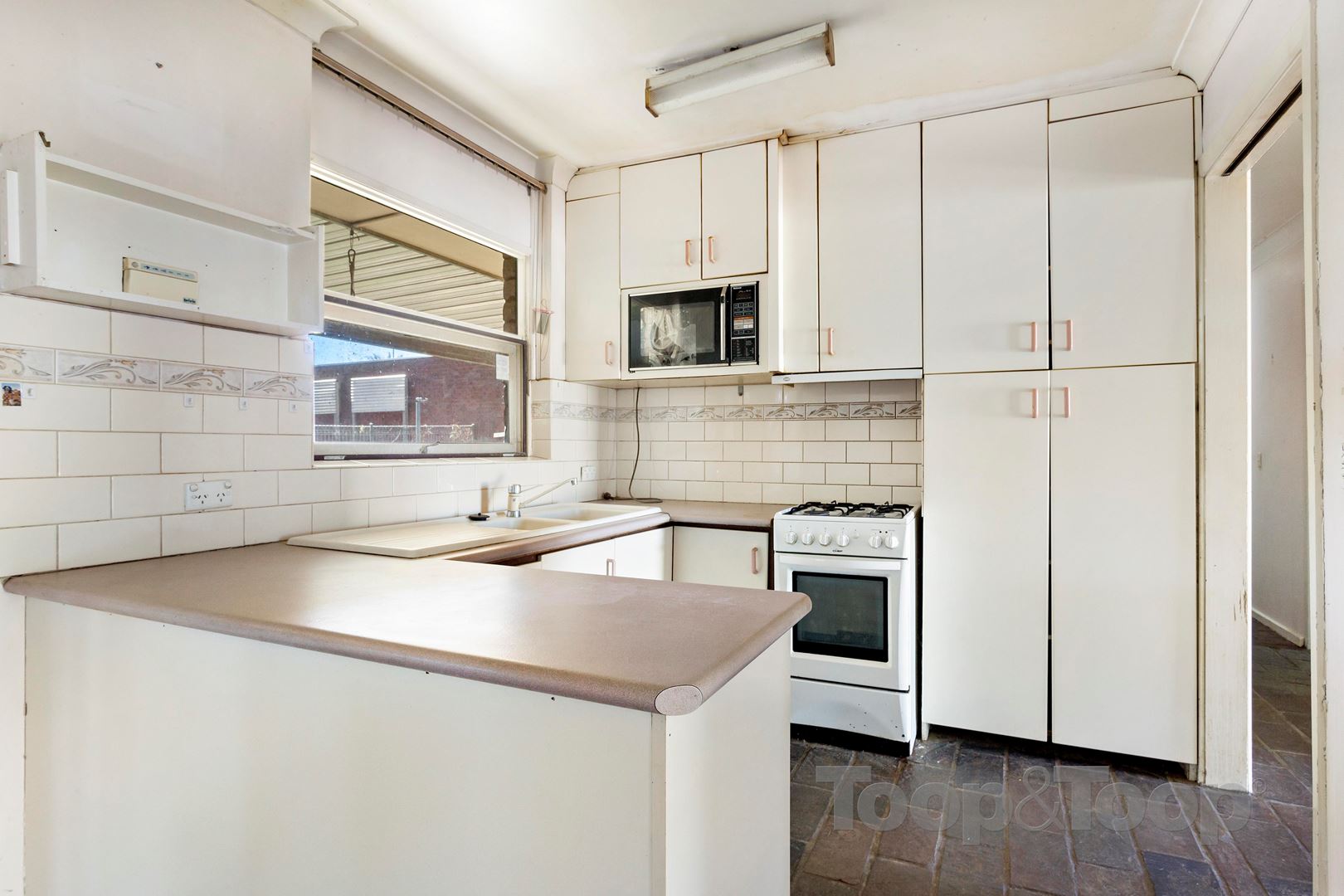 6 Dienelt Drive, Para Hills West SA 5096, Para Hills West - Thumbnail 3