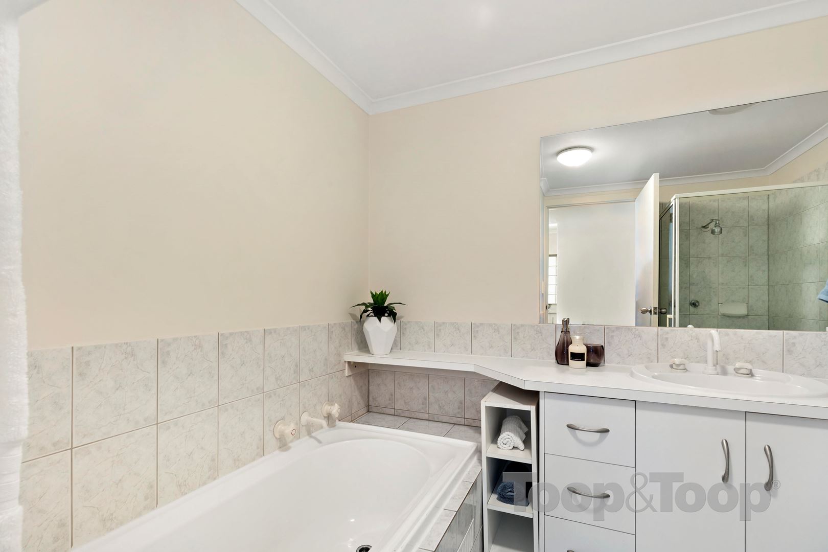 2 / 31 Formby Crescent, Port Adelaide SA 5015, Port Adelaide - Thumbnail 8