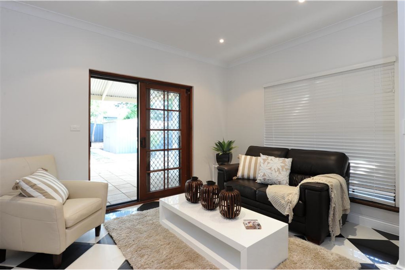 10 Gilbert Street, Norwood SA 5067 - TOOP+TOOP