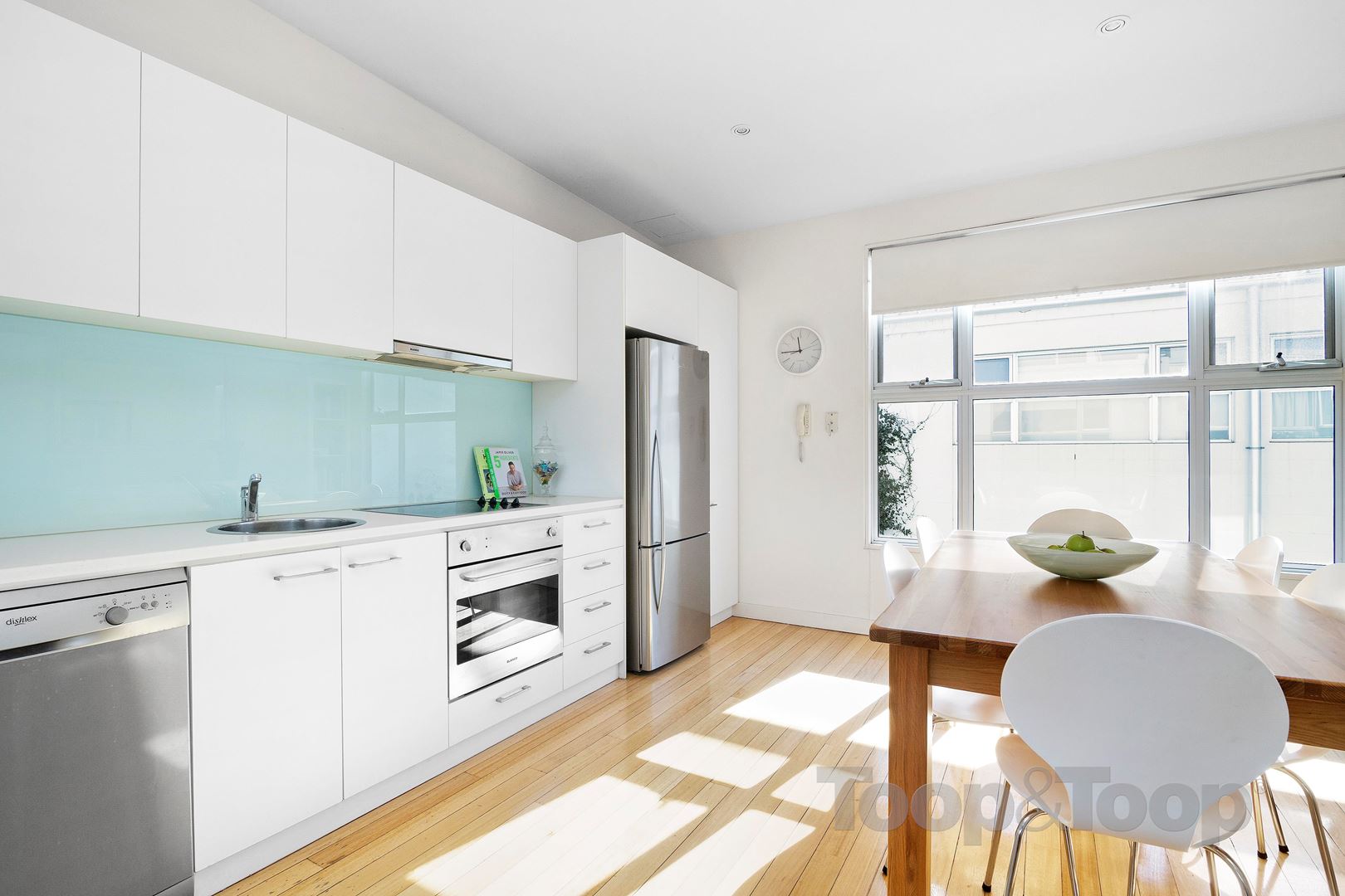 20 / 172 Wakefield Street, Adelaide SA 5000, Adelaide - Thumbnail 4