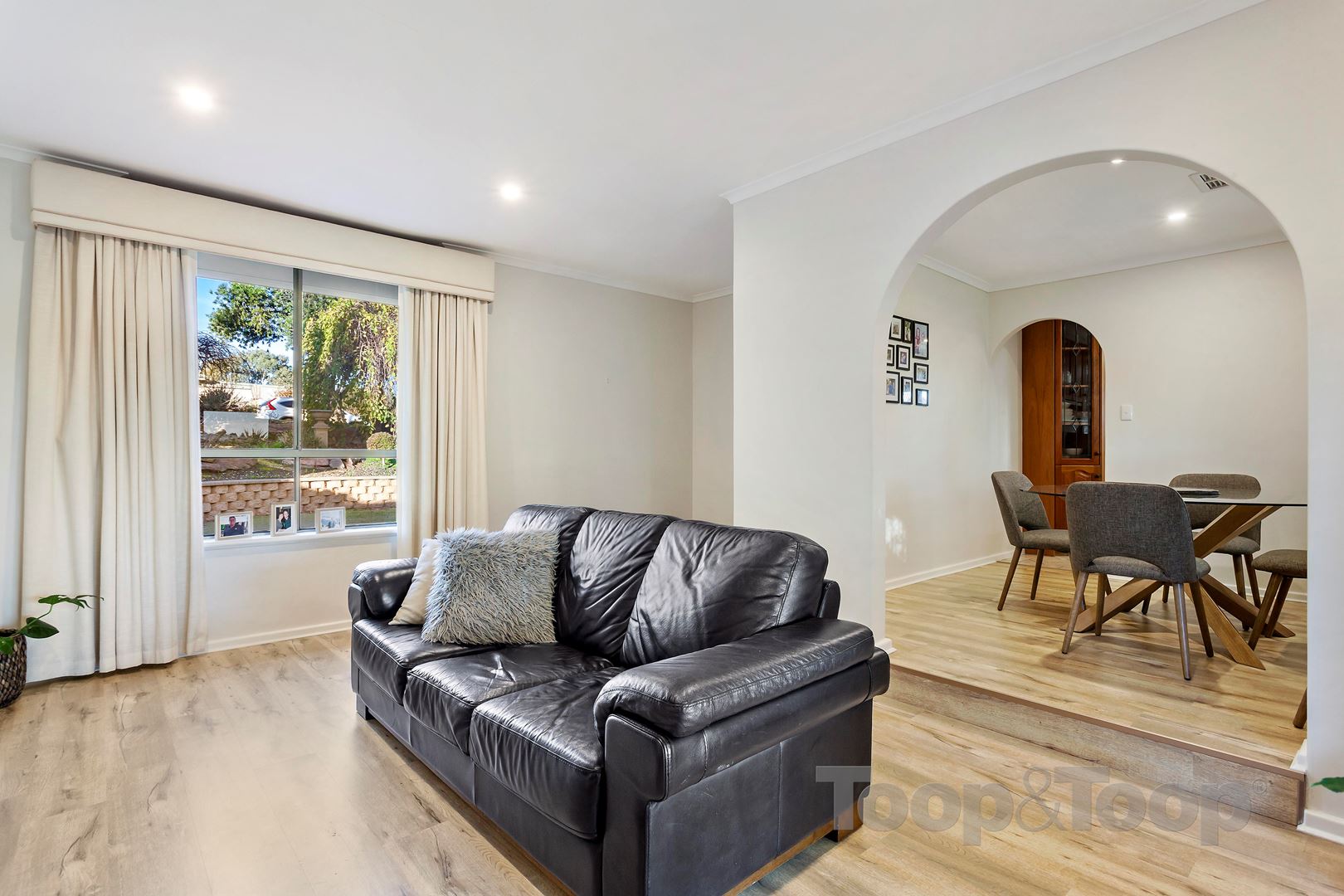 4 Blaxland Avenue, Wynn Vale SA 5127, Wynn Vale - Thumbnail 4