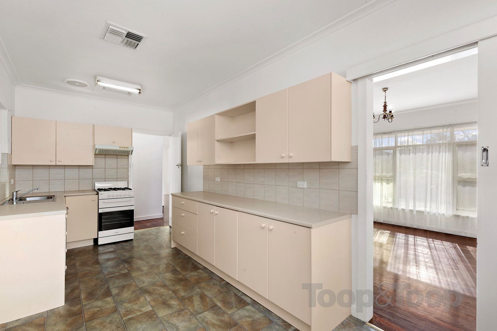 5 Richman Street, Oaklands Park SA 5046, Oaklands Park - Thumbnail 3