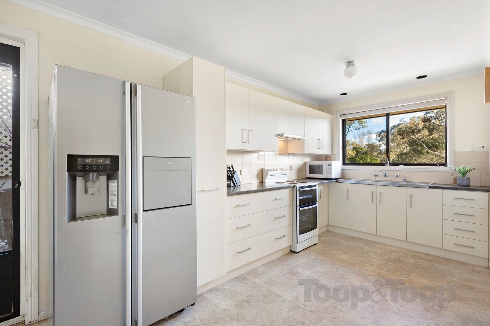 493 Mount Barker Road, Bridgewater SA 5155, Bridgewater - Thumbnail 3