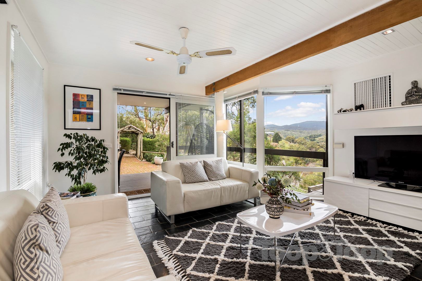 31 Gleneagles Road, Mount Osmond SA 5064, Mount Osmond - Thumbnail 2
