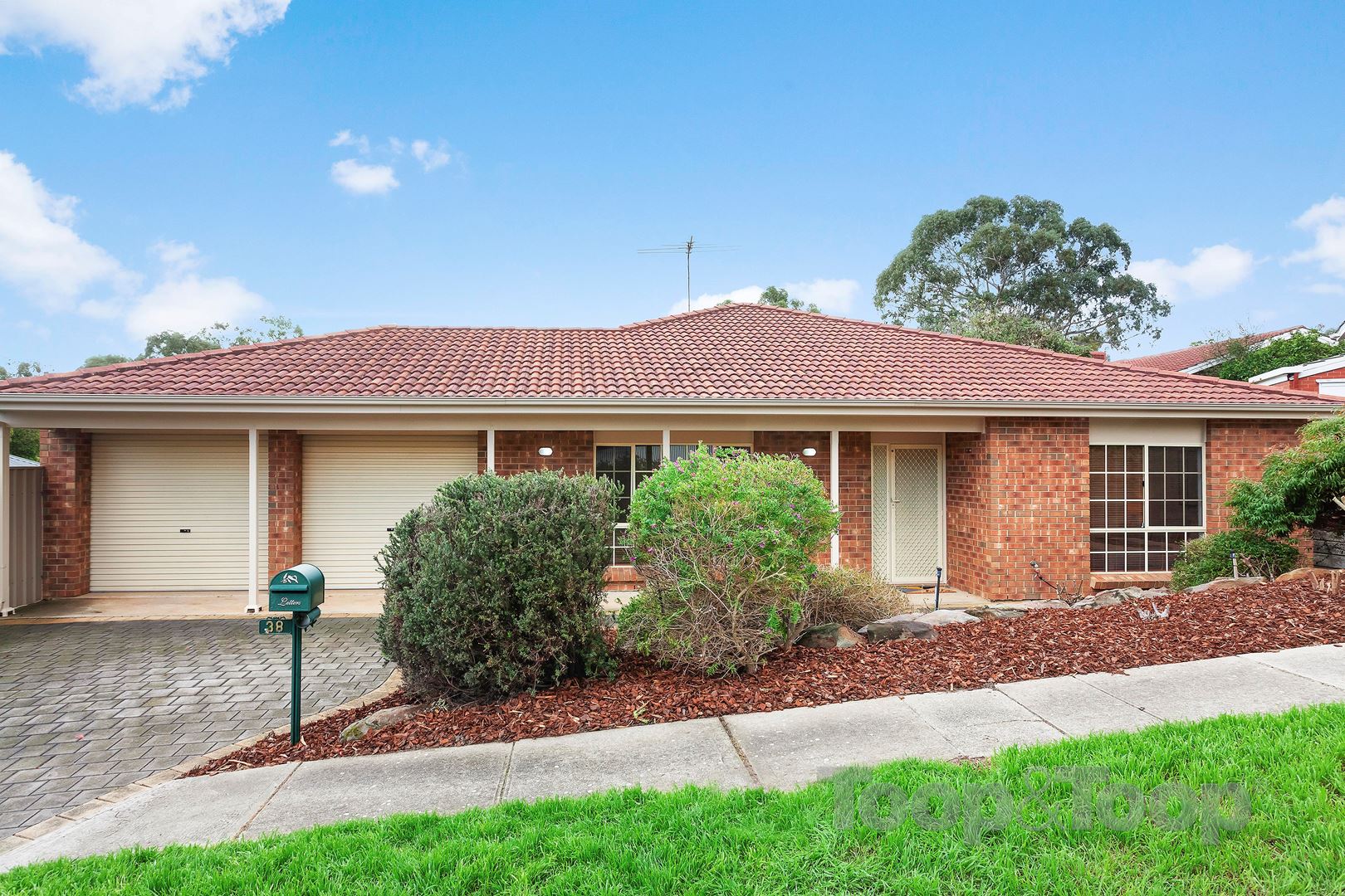 38 Heather Drive, Ridgehaven SA 5097