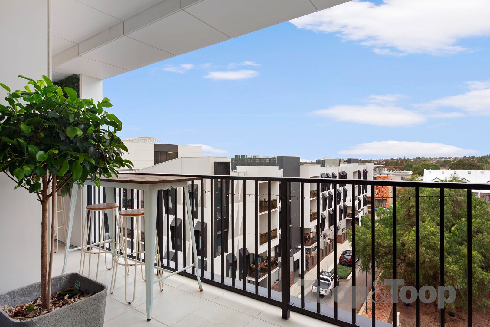 509 / 4 Fifth Street, Bowden SA 5007, Bowden - Thumbnail 2
