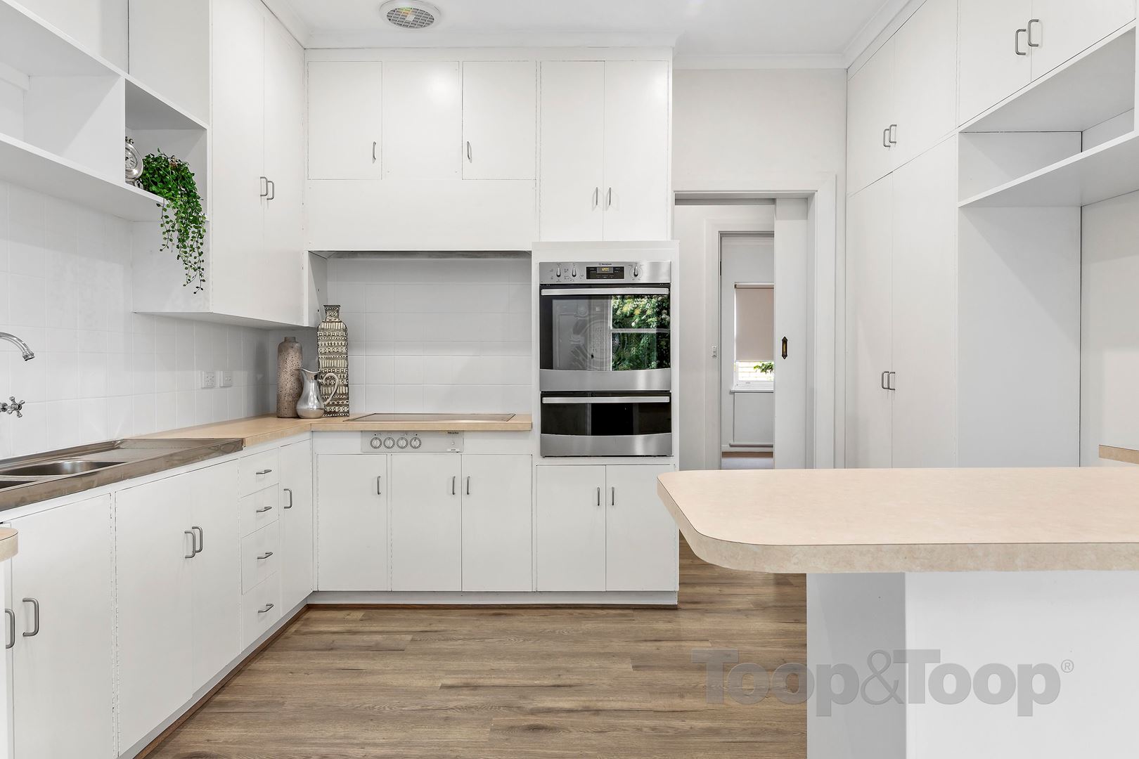 3 Darrell Avenue, Wattle Park SA 5066, Wattle Park - Thumbnail 7