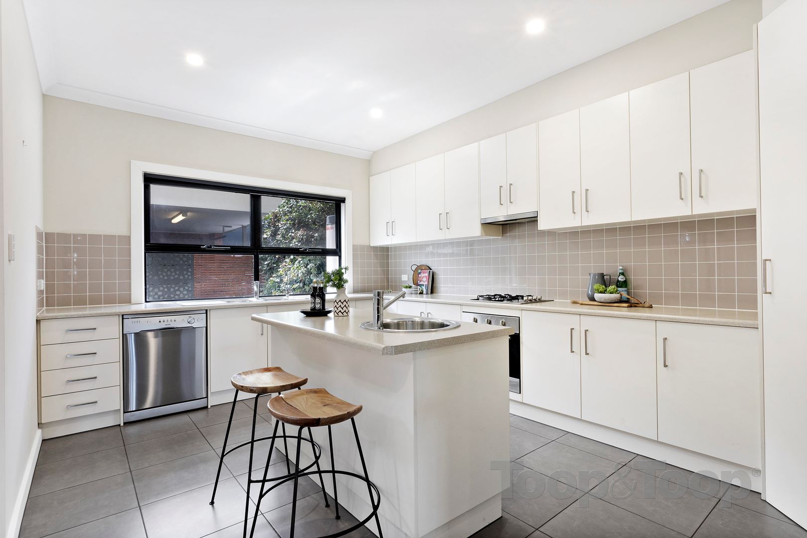 71 Elder Drive, Mawson Lakes SA 5095, Mawson Lakes - Thumbnail 4