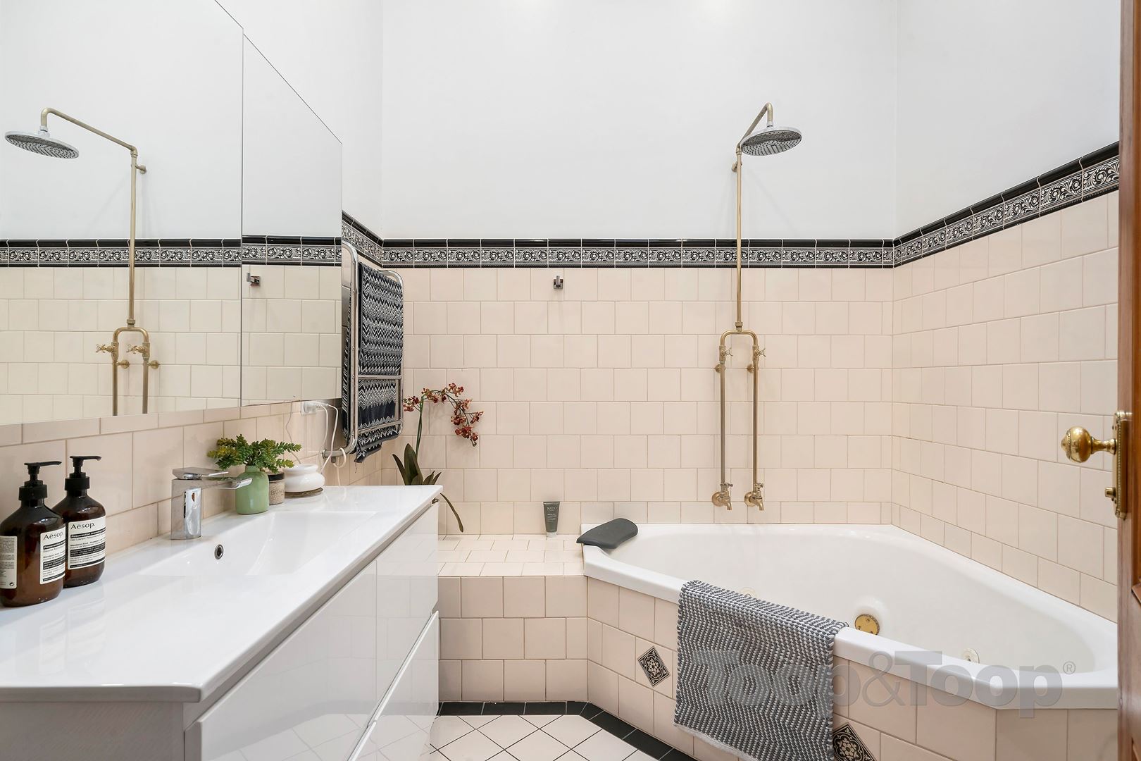 64 Castle Street, Parkside SA 5063, Parkside - Thumbnail 7
