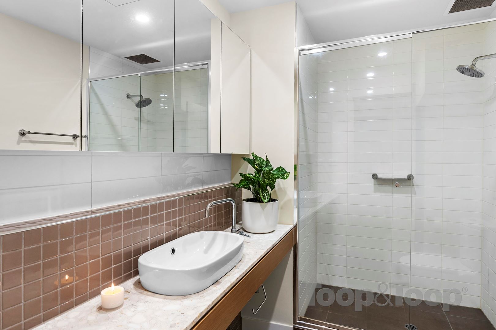 504 / 1-2 Tarni Court, New Port SA 5015, New Port - Thumbnail 5