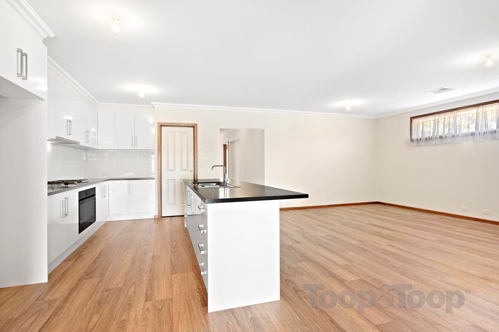 50 Bray Street, Moonta Bay SA 5558, Moonta Bay - Thumbnail 5